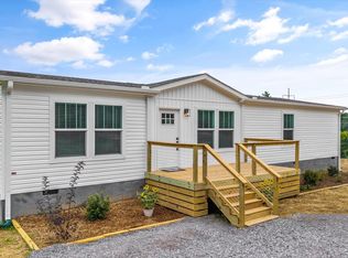 348 Greenbriar Rd, Sweetwater, TN 37874