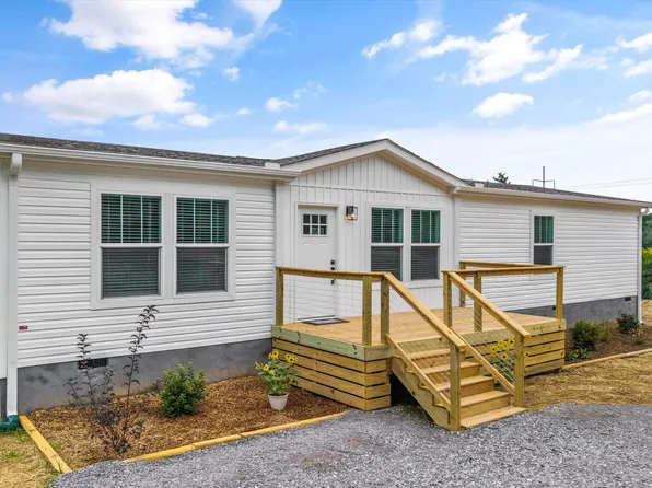 348 Greenbriar Rd, Sweetwater, TN 37874