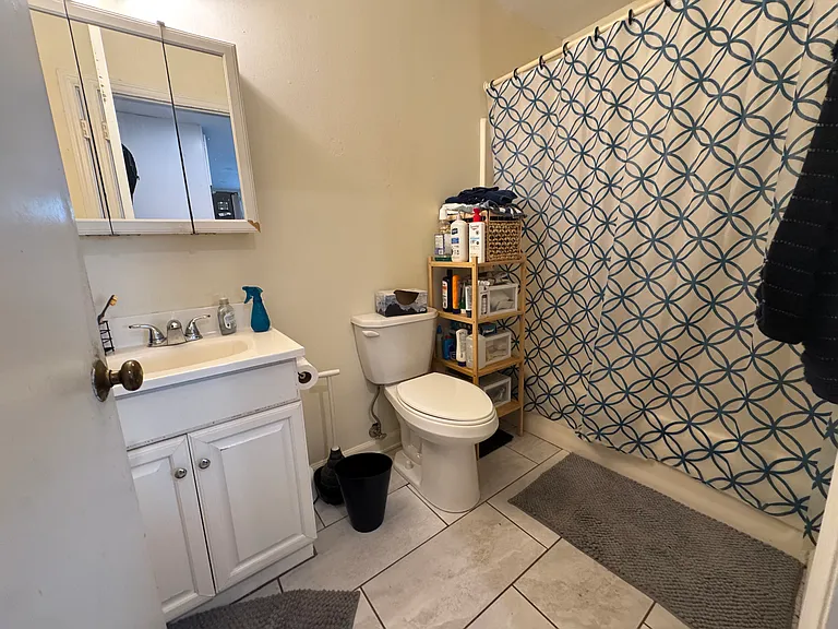 74 Lawrence St #C — Photo 3