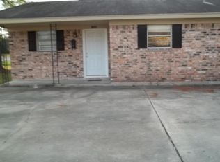 1504 Kent Ave, Nederland, TX 77627