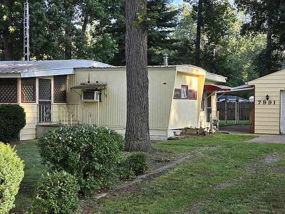 2nd image of 7991 Ivan Dr