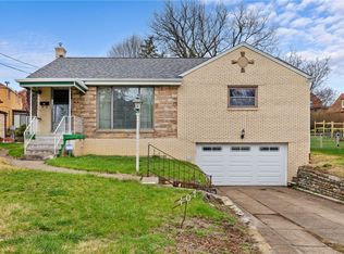 407 Maxwell Dr, Pittsburgh, PA 15236