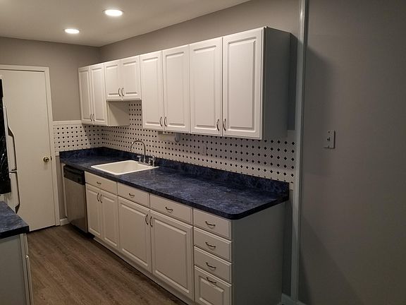 5th image of 33537 Bayview Dr