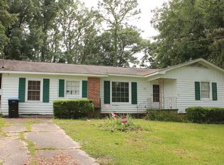427 Myrtlewood Ave, Chickasaw, AL 36611