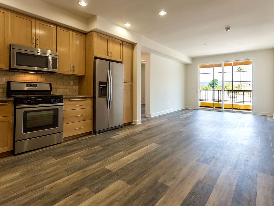 1st image of 130 N Garden St Unit 1306