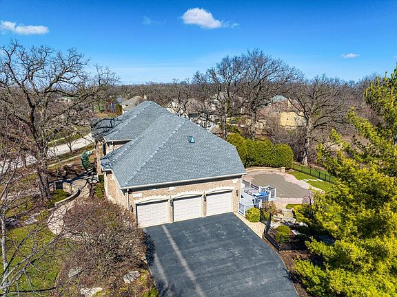 4th image of 519 Litchfield Ln