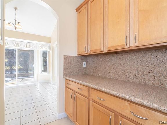 5th image of 22025 Abington Dr