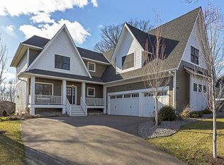 4696 Asher Dr, Minnetonka, MN 55345