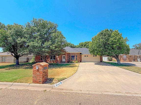 3rd image of 2747 N Beech Ln