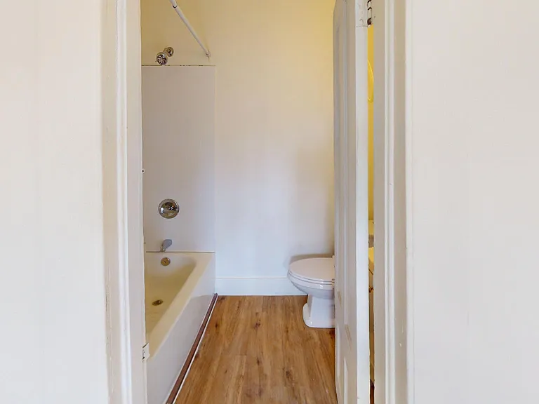89 Hanover St #5 — Photo 8