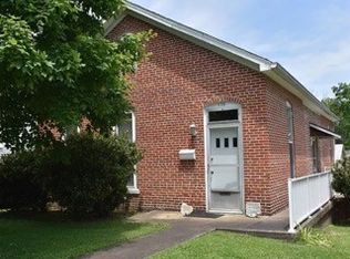 735 Center St, Henderson, KY 42420