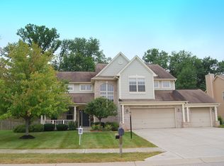 8218 Briarhill Ln, Indianapolis, IN