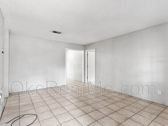 5th image of 4980 La Ceiba Dr