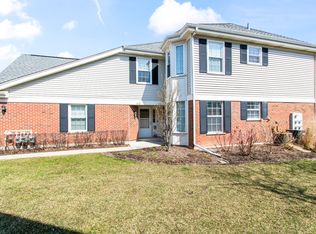 1233 S Wellington Ct, Buffalo Grove, IL