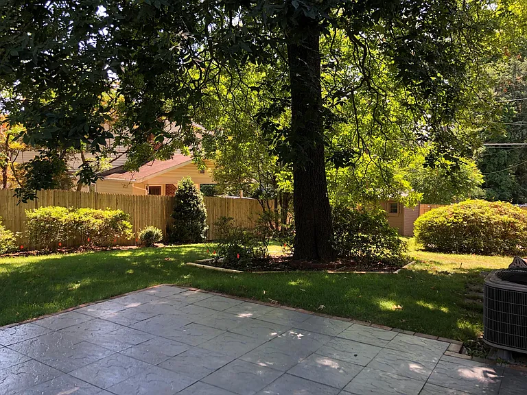 8002 Postoak Rd — Photo 19
