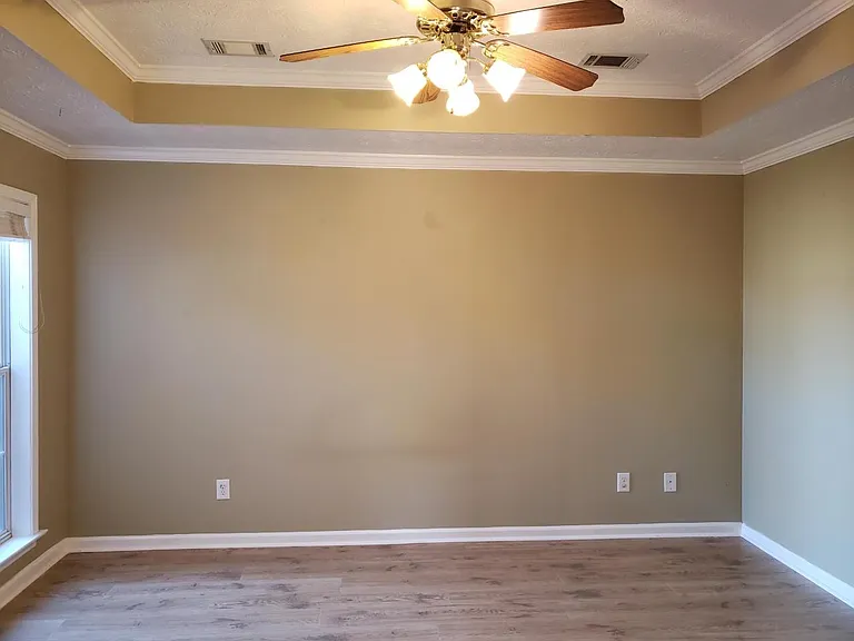 1113 Stafford Dr — Photo 17