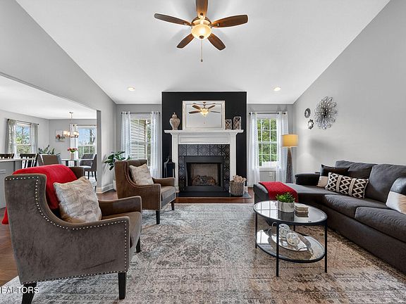 5th image of 1865 River Vista Cir