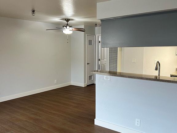 4th image of 13610 Cordary Ave APT 9