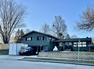 4406 Harrison Rd, Kenosha, WI 53142