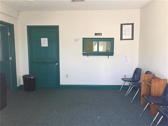 2nd image of 2426 Simon Bolivar Ave