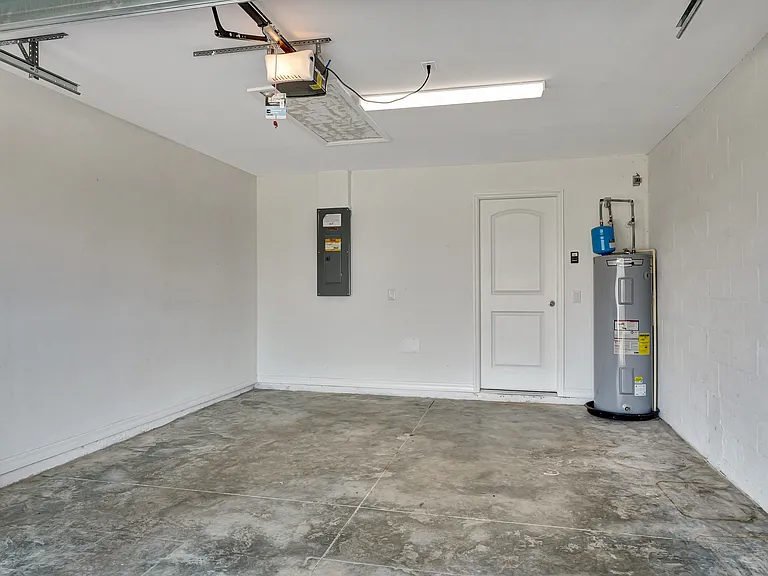 1741 Diplomat Pkwy W — Photo 36