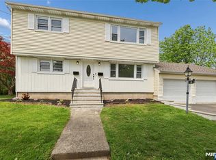 14 John St, Clifton, NJ 07013