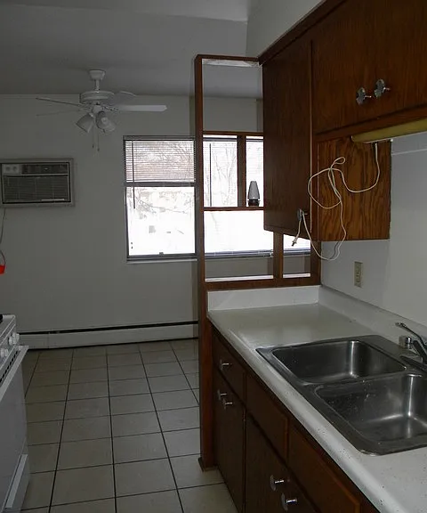 1838 Hayes St NE #3 — Photo 4