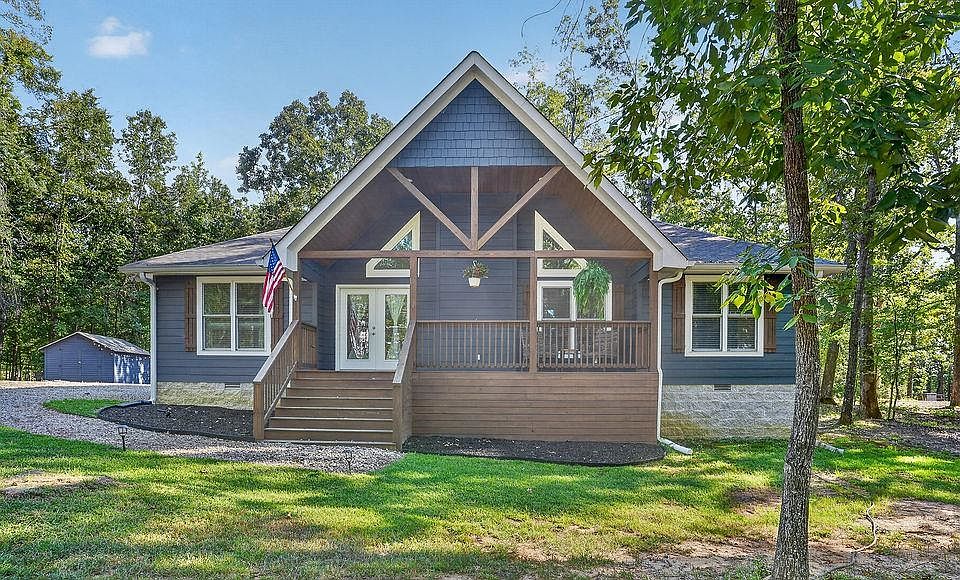1st image of 100 Timber Ridge Dr