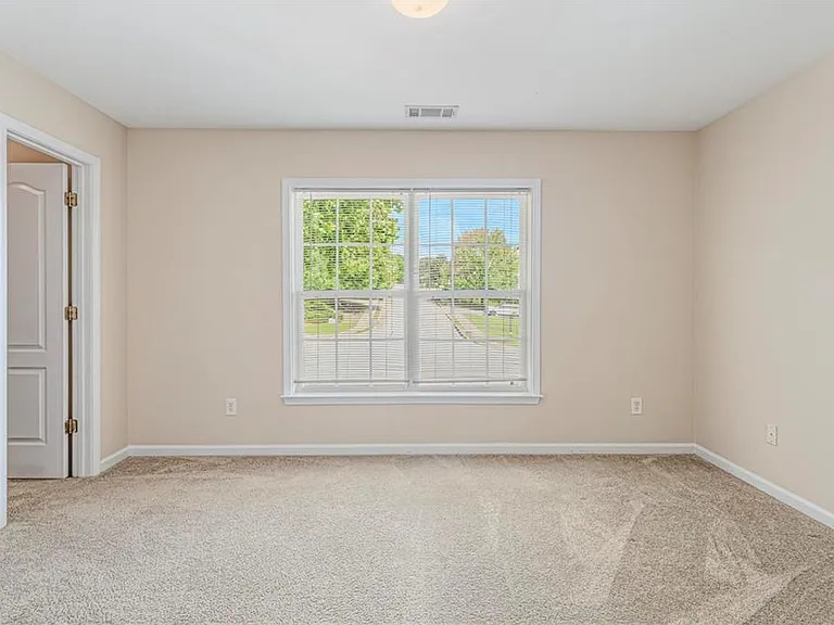 1807 Preserve Creek Way — Photo 21