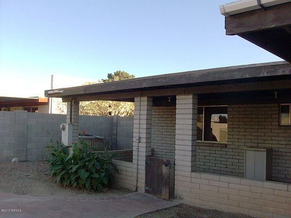3rd image of 3212 W Las Palmas Dr