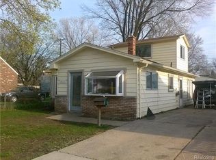 6812 Toepfer Rd, Warren, MI 48091