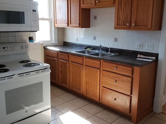 2nd image of 9548 Baltimore Ave