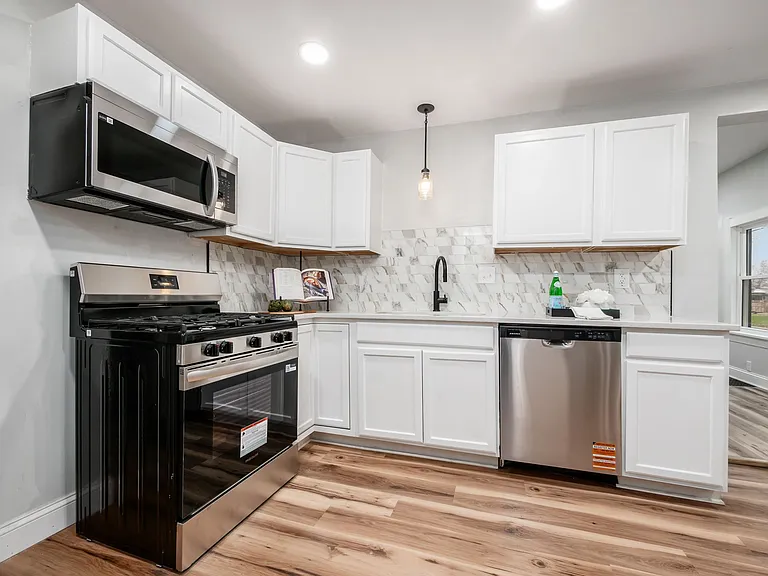 501 Oak St — Photo 27