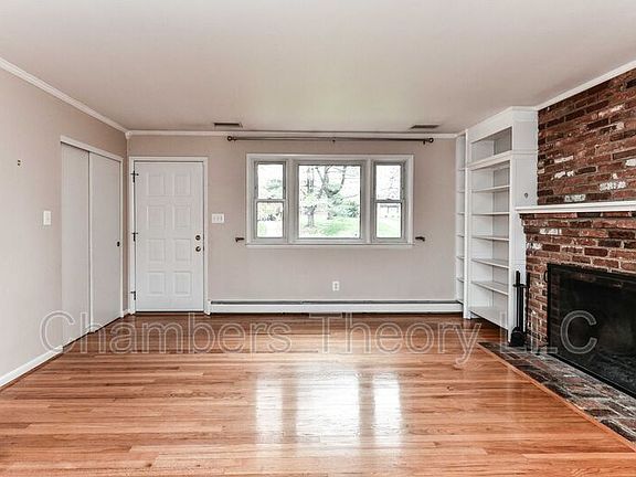 2nd image of 3015 James St
