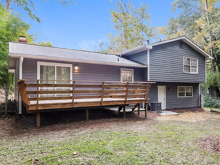 3373 Heatherwood Ln SW — Photo 18