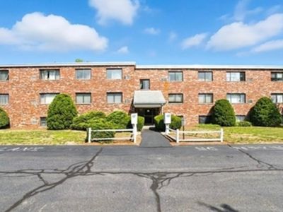 67 Milliken Ave APT 22B, Franklin, MA, 02038