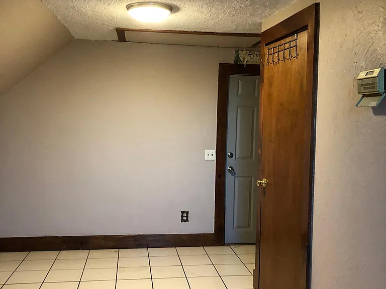 87 Bay St #5-R — Photo 3