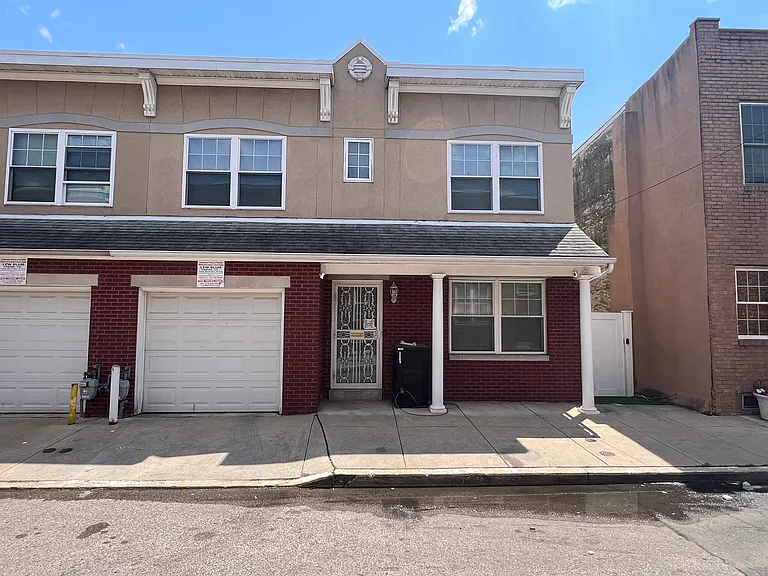 2312 Cross St — Photo 1