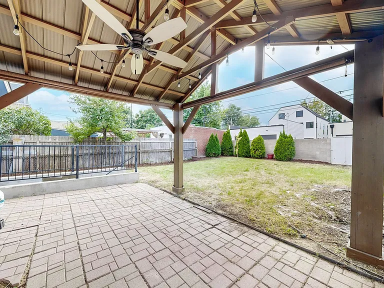 1381 Osceola St — Photo 32