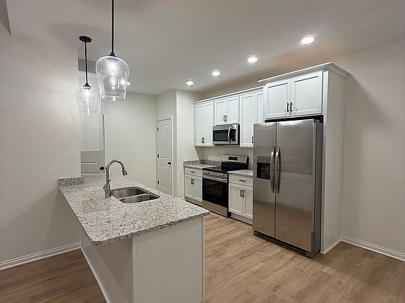 4th image of LOT 323 Helmsdale Ave Lot 323
