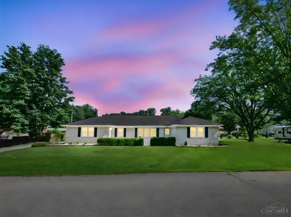58 Hunters Ln, Batesville, IN 47006