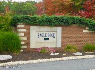 46 Mountain Laurel Dr, Hazleton, PA 18201