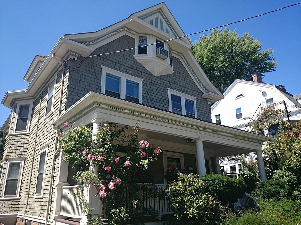 2nd image of 128 Kent St