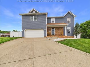 213 David St, Hurricane, WV 25526