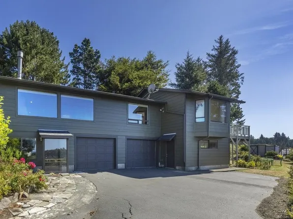 945 NW Estate Dr, Seal Rock, OR 97376