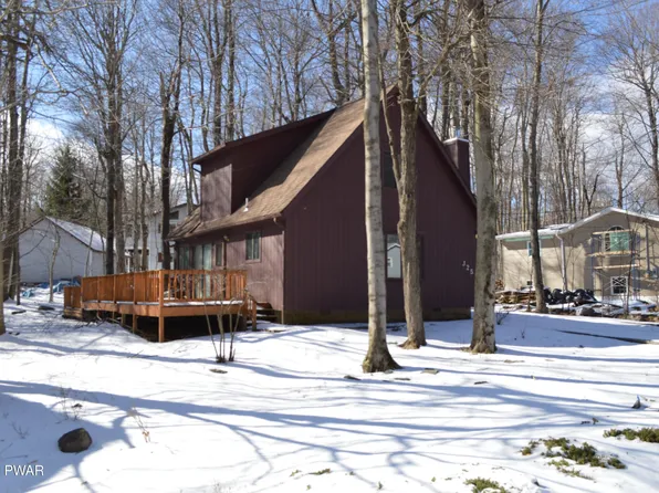 9252 Westwood Dr, Tobyhanna, PA 18466