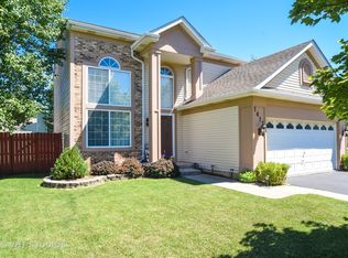 1417 Cheriton Cir, Grayslake, IL 60030
