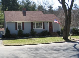 19 Dufton Rd, Andover, MA 01810