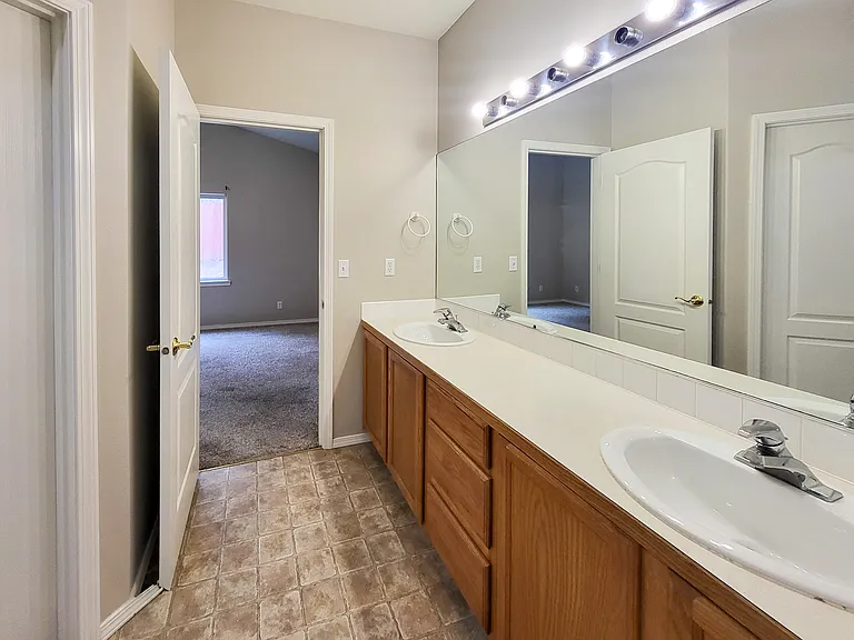 2345 Mule Deer Ct NW — Photo 23
