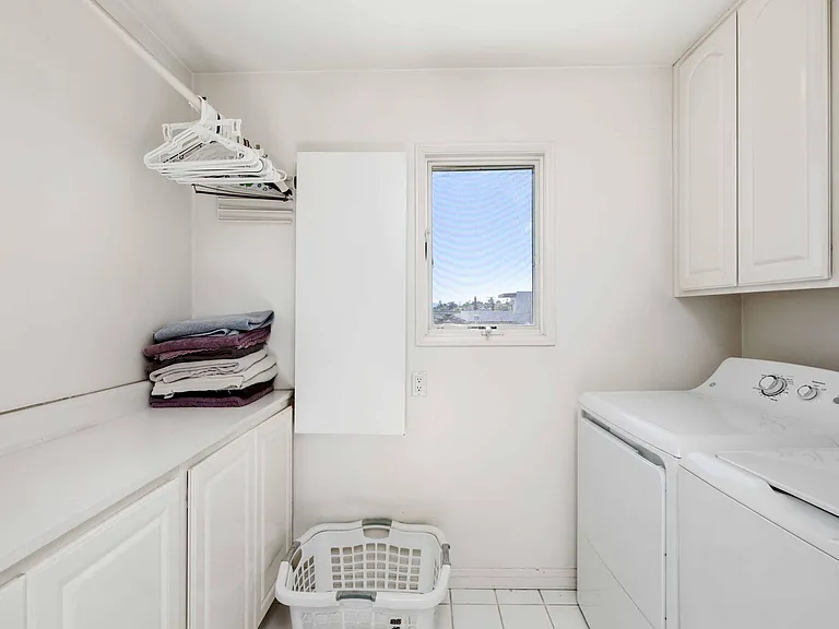 1605 Lynngrove Dr — Photo 31